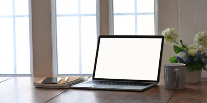 Cara memperbaiki layar laptop blank putih